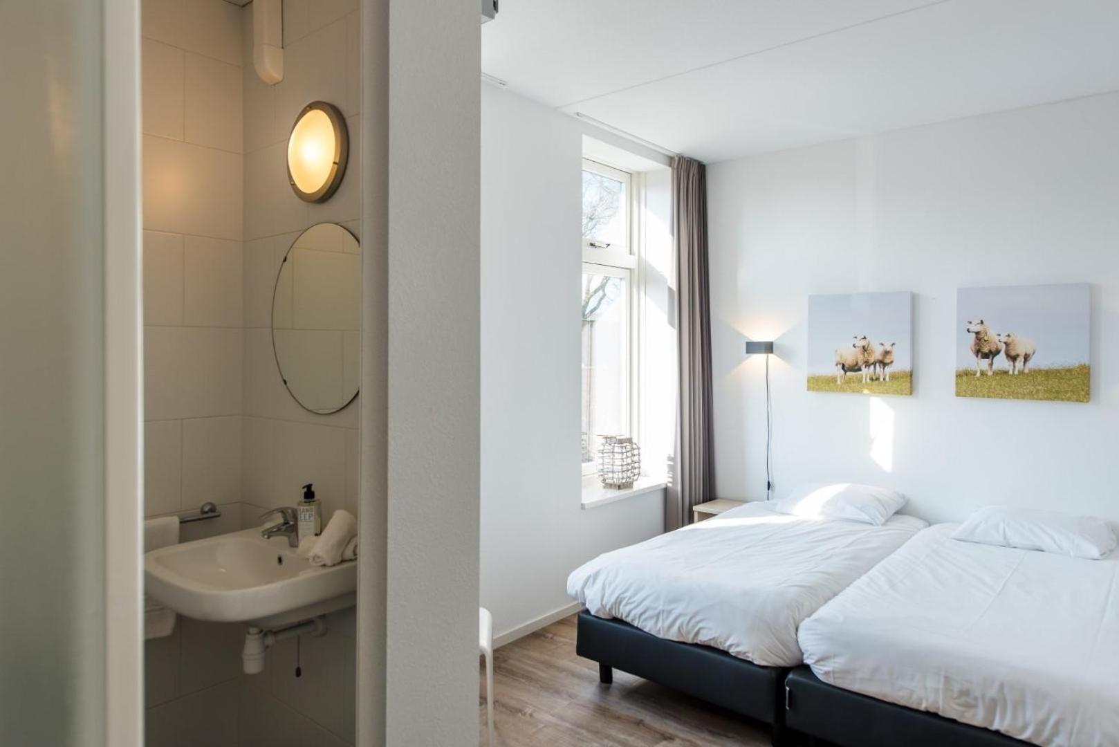 Staetige Dames Apartment เนส ภายนอก รูปภาพ