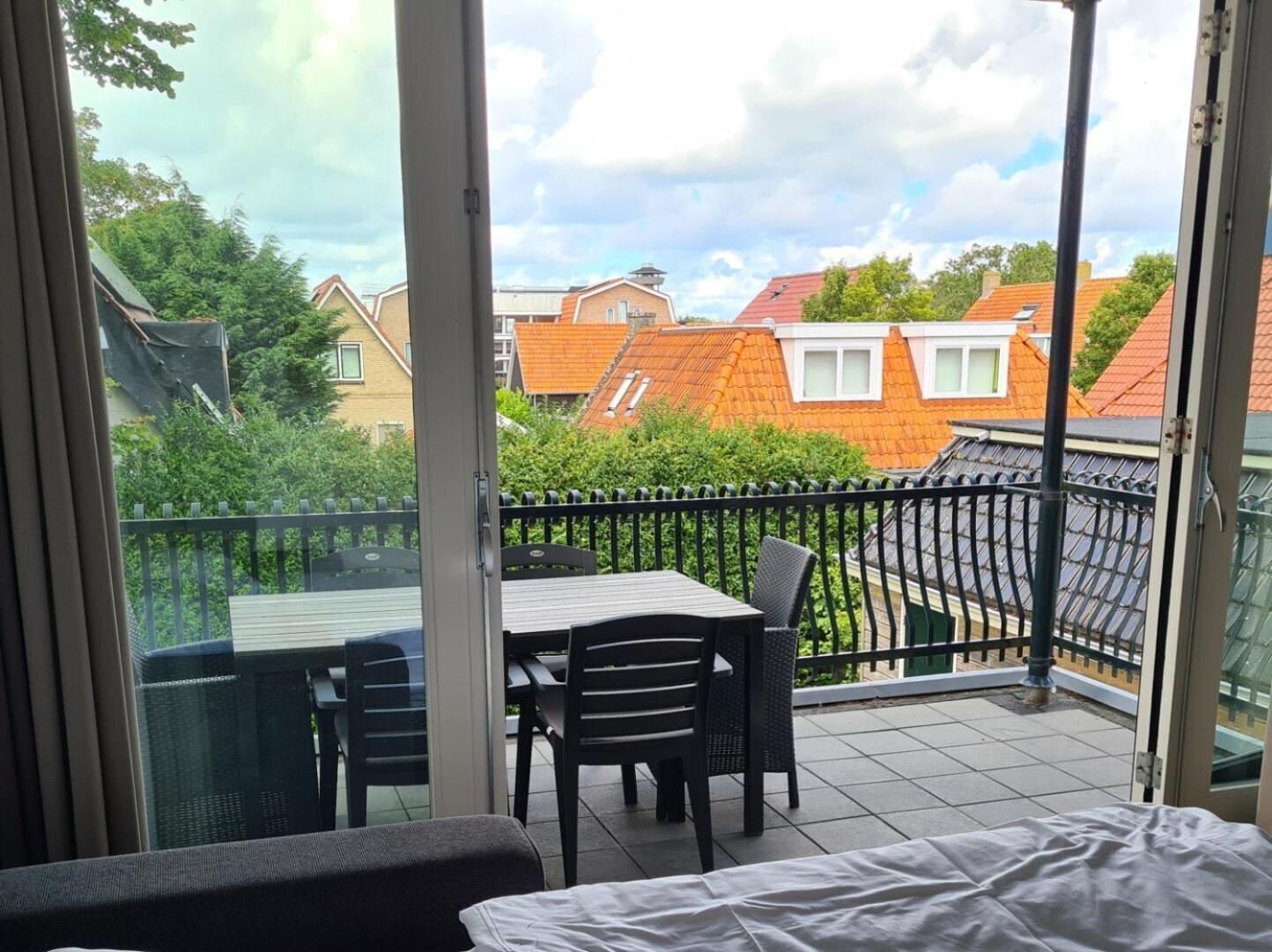Staetige Dames Apartment เนส ภายนอก รูปภาพ