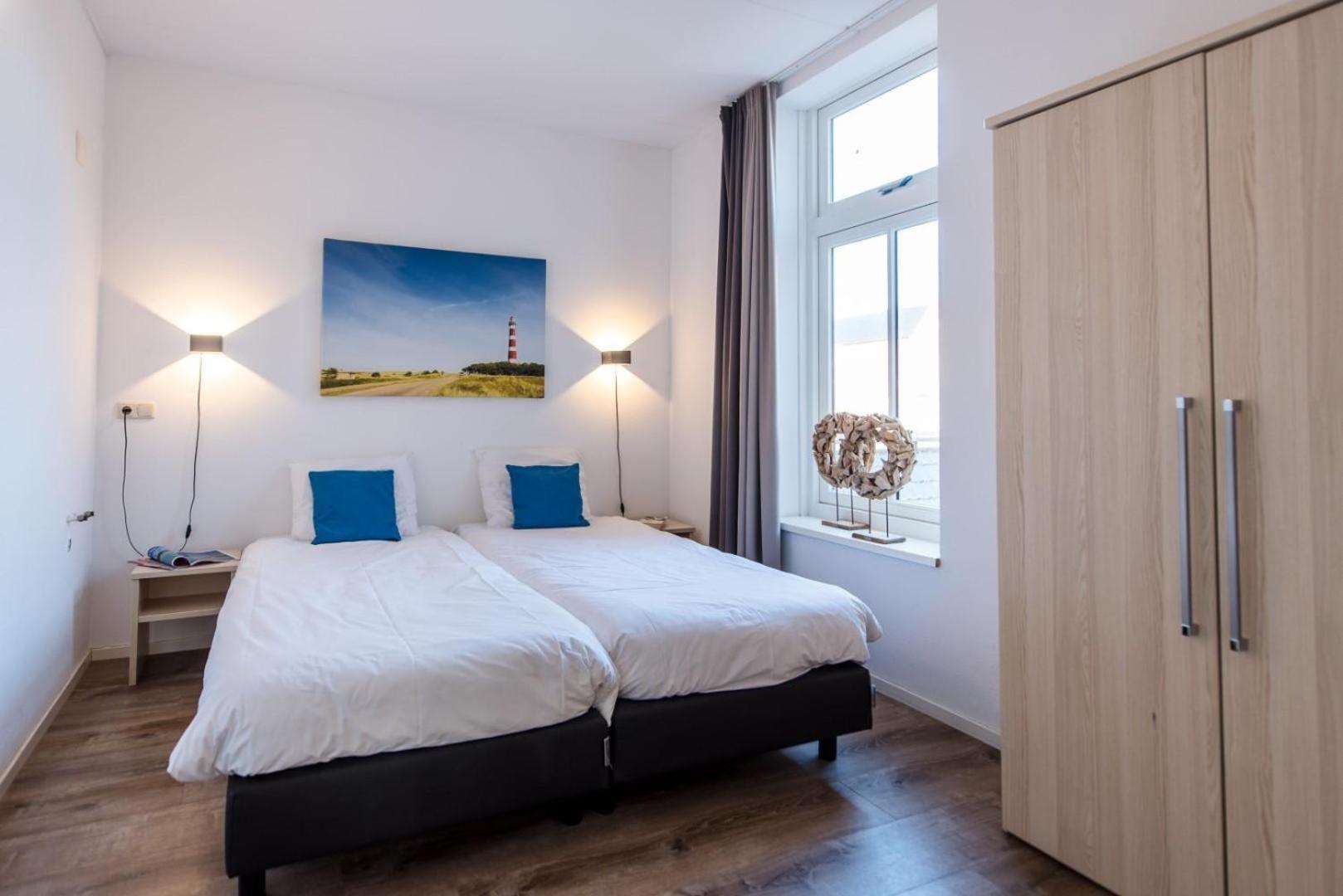 Staetige Dames Apartment เนส ภายนอก รูปภาพ