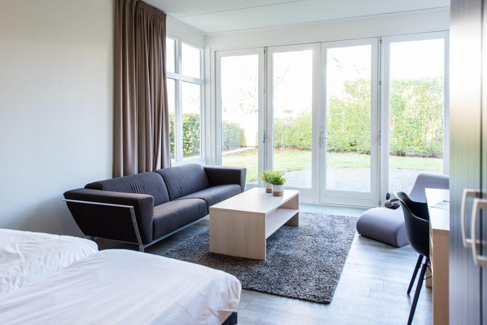 Staetige Dames Apartment เนส ภายนอก รูปภาพ