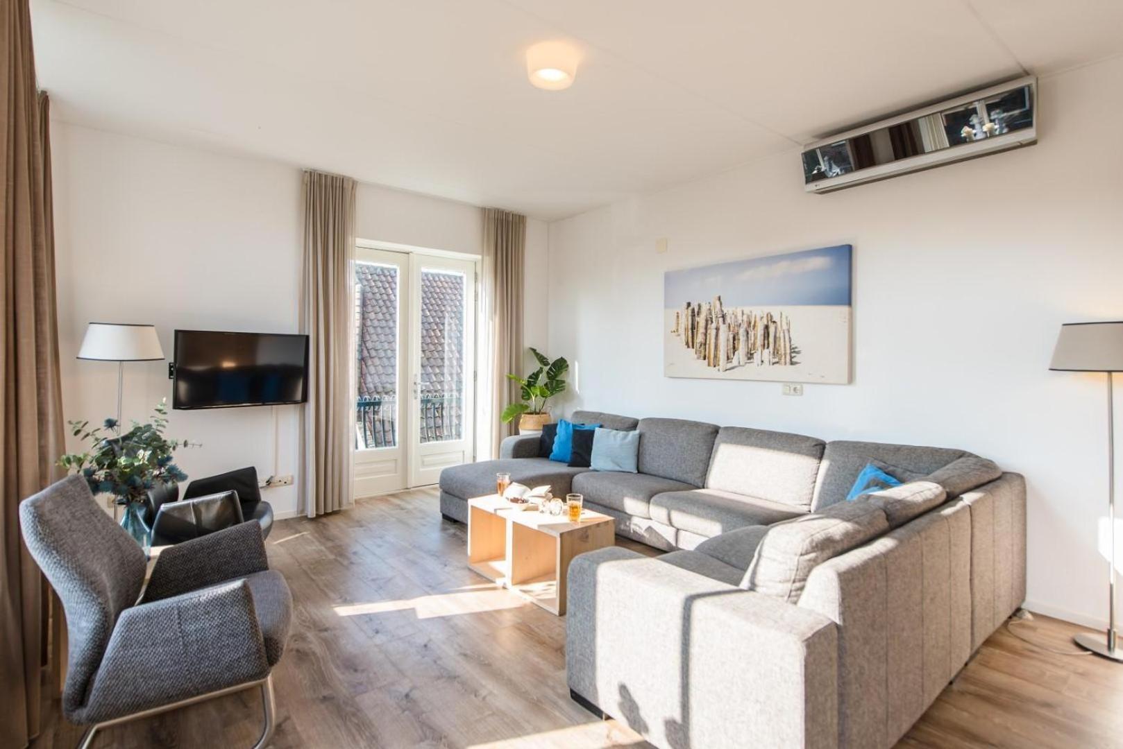 Staetige Dames Apartment เนส ภายนอก รูปภาพ