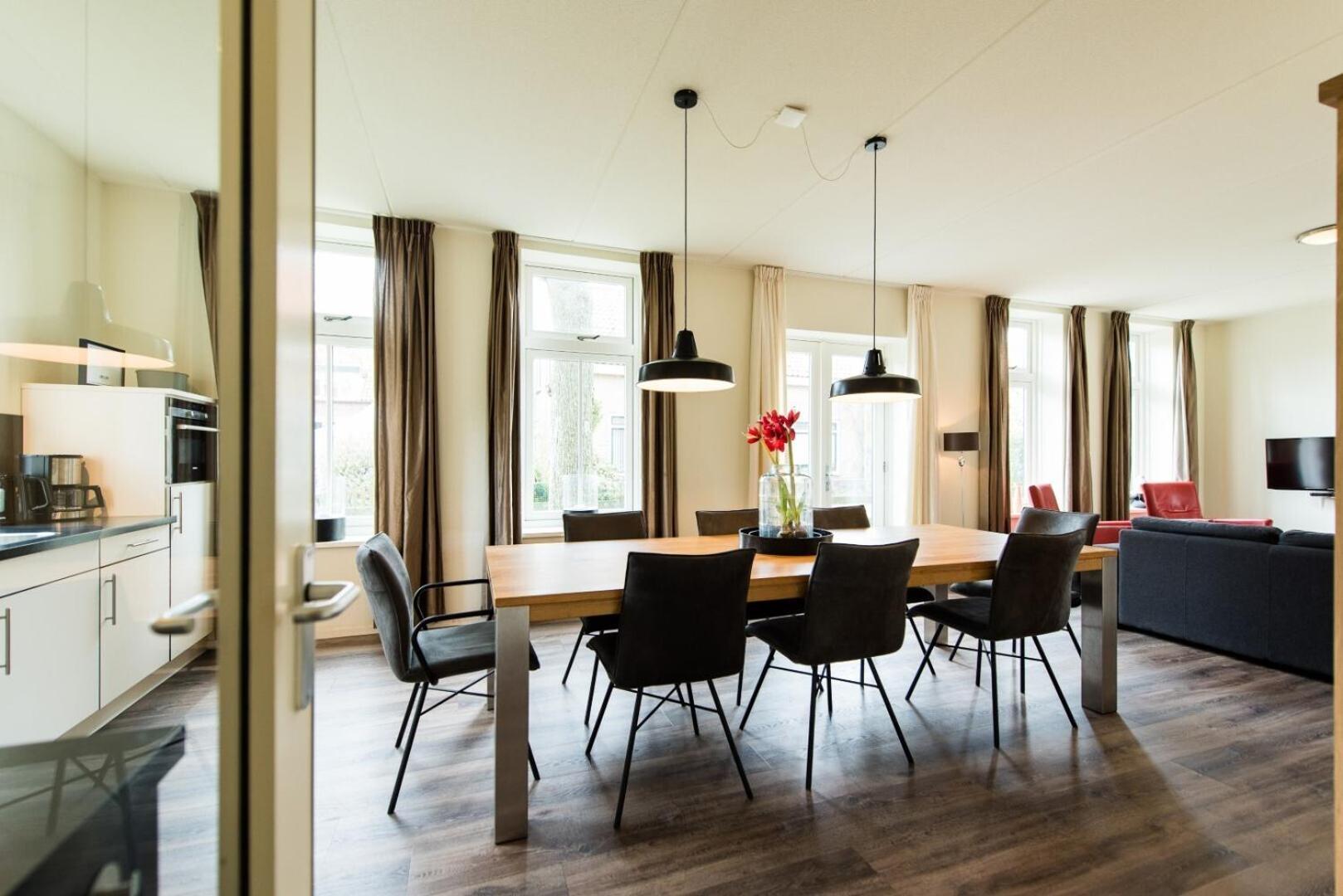 Staetige Dames Apartment เนส ภายนอก รูปภาพ