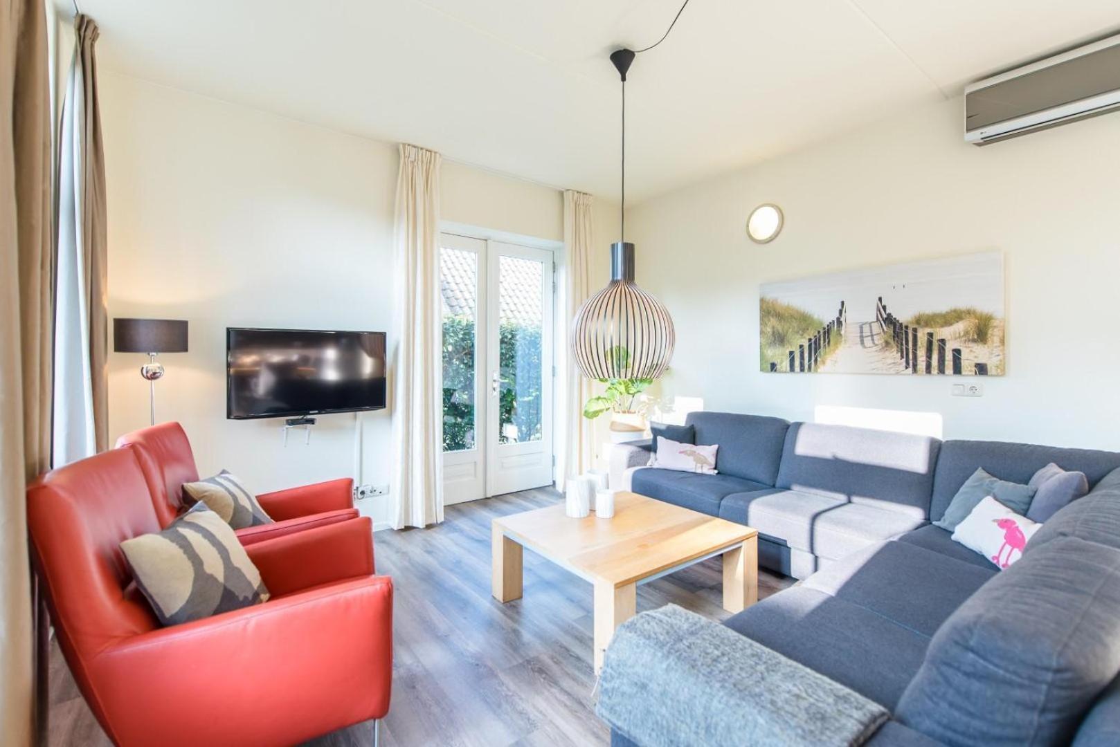 Staetige Dames Apartment เนส ภายนอก รูปภาพ